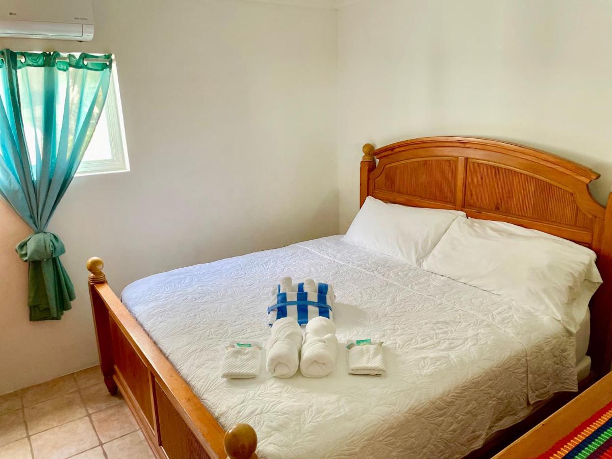 Seaside Villas Caye Caulker Exteriör bild